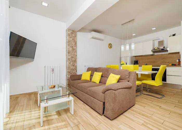 Apartment Jadro Selce
