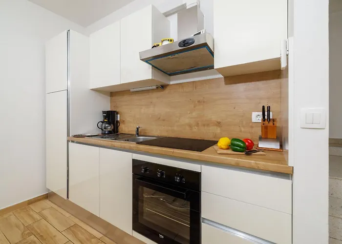 شقة Jadro سيلتسي